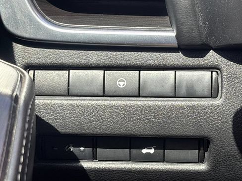 Used 2021 Nissan Rogue SL w/ Premium Package FWD image 25