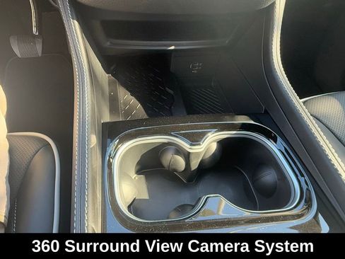 New 2026 Chrysler Pacifica Limited w/ S Appearance Package image 16