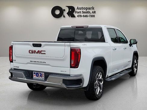 Used 2022 GMC Sierra 1500 SLT AWD/4WD image 5
