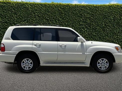 Used 1998 Lexus LX 470 4WD image 3