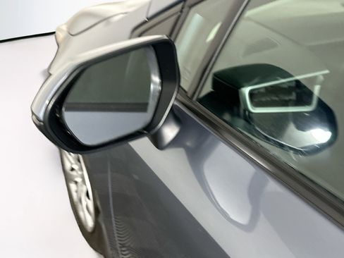 Used 2025 Toyota Corolla LE image 16