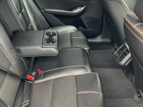 Used 2017 Chevrolet Impala Premier w/ Enhanced Convenience Package image 10