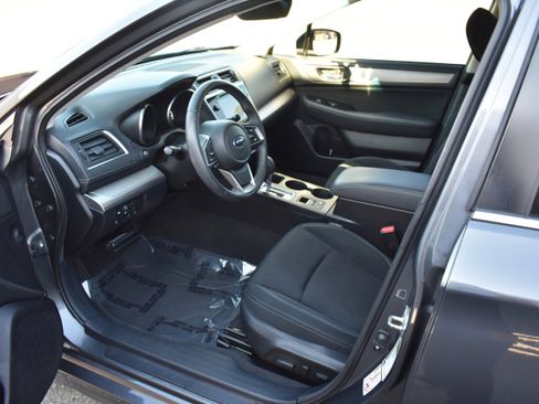 Used 2019 Subaru Legacy 2.5i Premium image 12