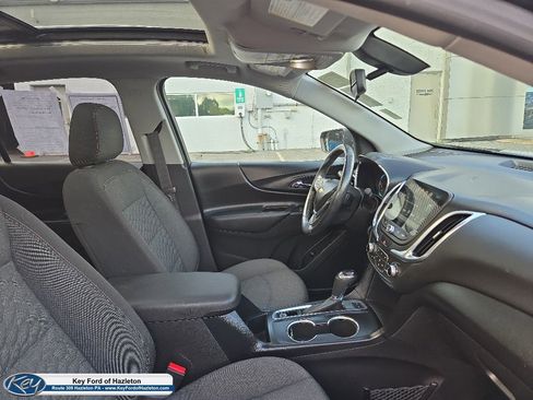 Used 2018 Chevrolet Equinox LT w/ Sun & Infotainment Package AWD/4WD image 19
