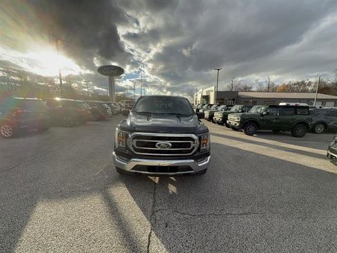 Certified 2022 Ford F150 XLT w/ Equipment Group 302A High image 10