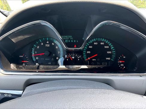 Used 2016 Chevrolet Traverse LT w/ Style and Technology Package FWD image 16