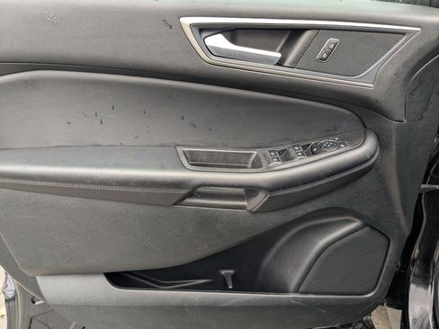 Used 2023 Ford Edge SEL image 14