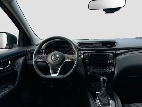 Used 2019 Nissan Rogue Sport SV image 22