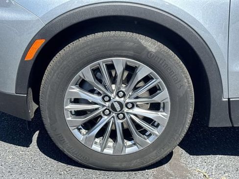 Used 2025 Cadillac XT4 Premium Luxury AWD/4WD image 24