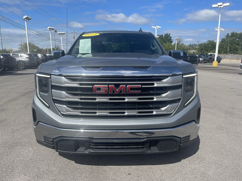 Used 2023 GMC Sierra 1500 SLE RWD image 8