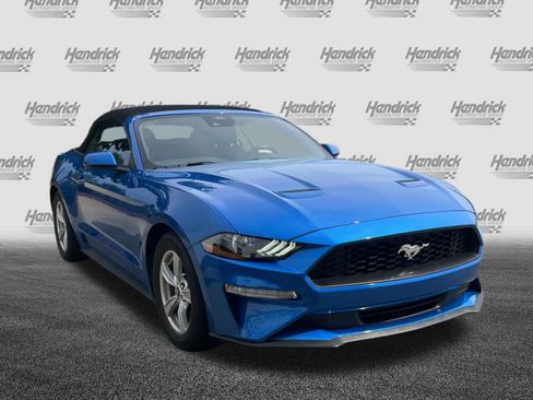 Used 2021 Ford Mustang Convertible RWD image 2