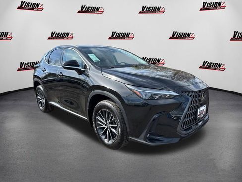 Used 2023 Lexus NX 250 AWD image 3