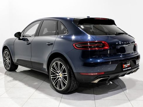 Used 2018 Porsche Macan image 10