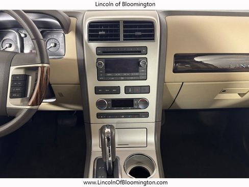 Used 2010 Lincoln MKX AWD image 22