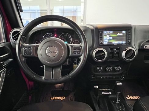 Used 2017 Jeep Wrangler Unlimited Sahara w/ Dual Top Group image 6