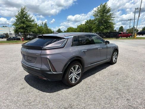 Certified 2024 Cadillac Lyriq Tech w/ Driver Assist Package RWD image 11