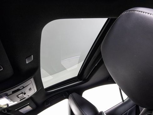 Used 2022 Lexus IS 350 F Sport image 29