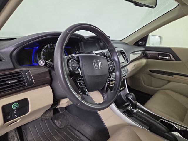 Used 2017 Honda Accord EX-L image 13