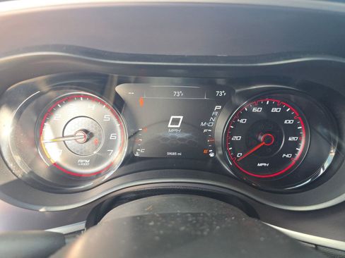 Used 2022 Dodge Charger SXT w/ Blacktop Package image 17