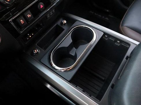 Certified 2019 Nissan Titan Platinum Reserve image 24