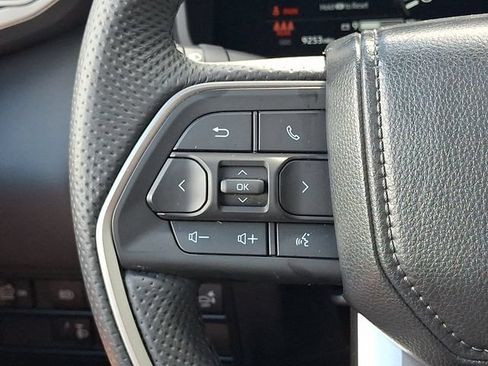 Used 2026 Toyota Tundra Limited AWD/4WD image 21