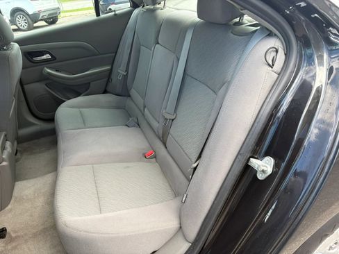 Used 2013 Chevrolet Malibu LS w/ Protection Package FWD image 10