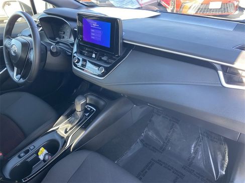 Certified 2024 Toyota Corolla SE image 16