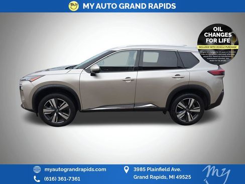 Used 2023 Nissan Rogue SL AWD/4WD image 4