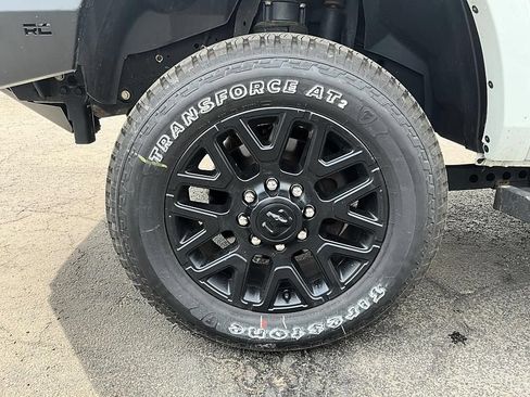 Used 2022 RAM 2500 Laramie AWD/4WD image 12