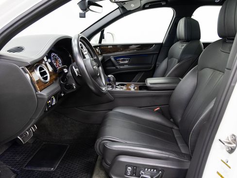 Used 2018 Bentley Bentayga AWD/4WD image 7