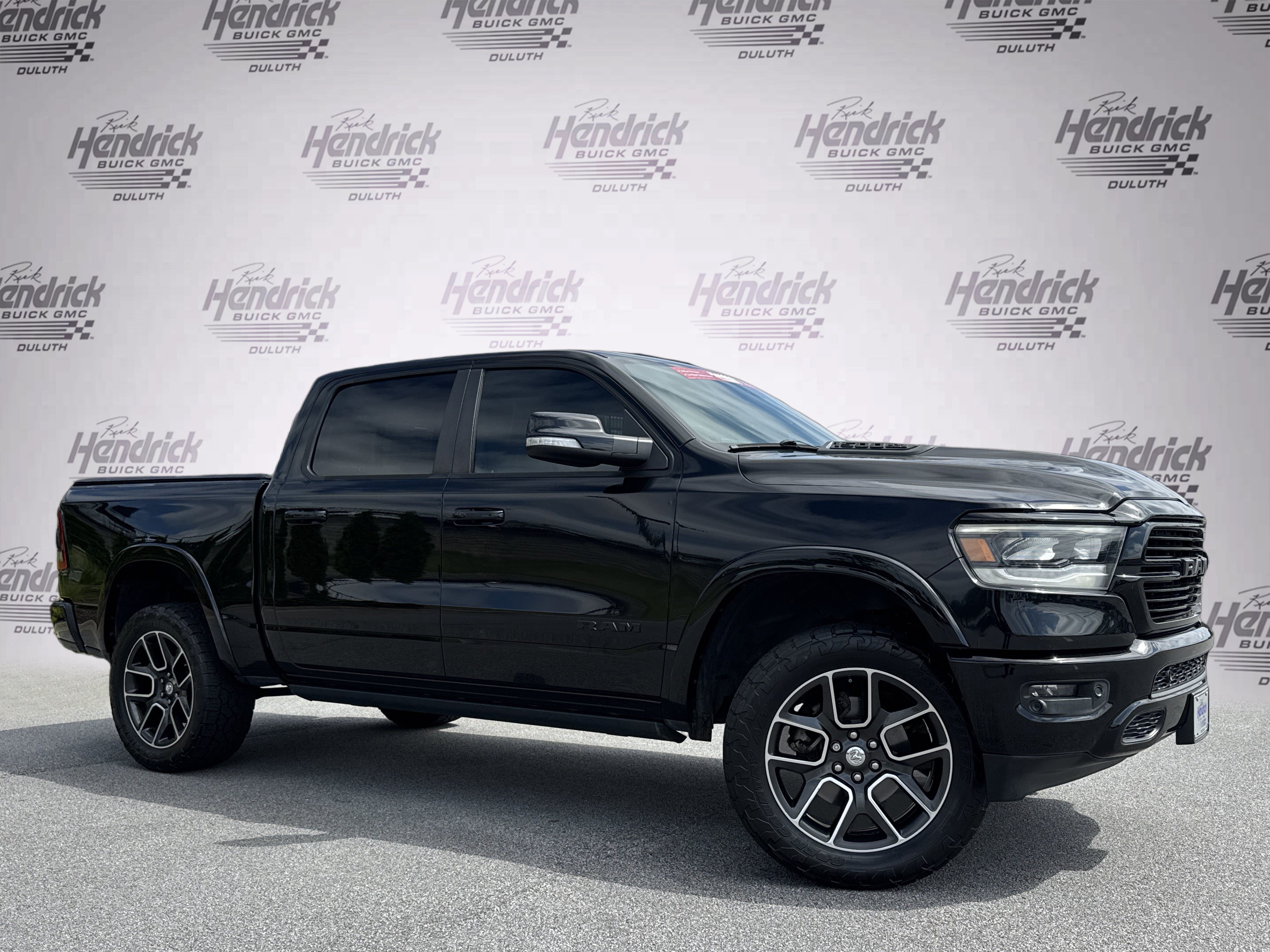 Used 2019 RAM 1500 Laramie AWD/4WD image 2