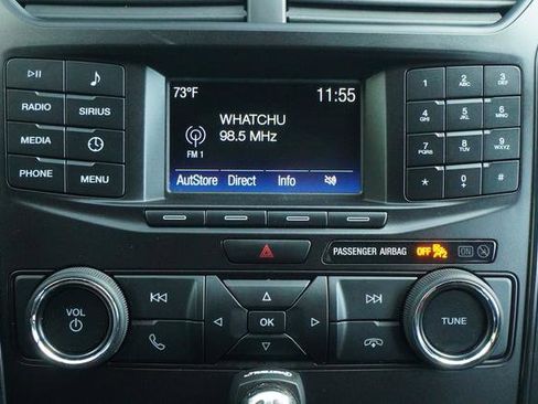 Used 2019 Ford Explorer XLT FWD image 17