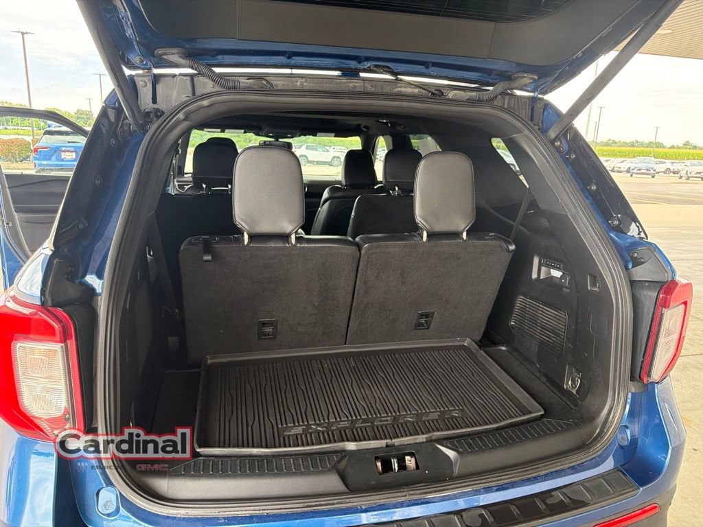 Used 2020 Ford Explorer ST w/ Premium Technology Package AWD/4WD image 18
