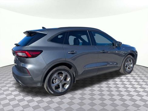Used 2025 Ford Escape ST-Line image 3