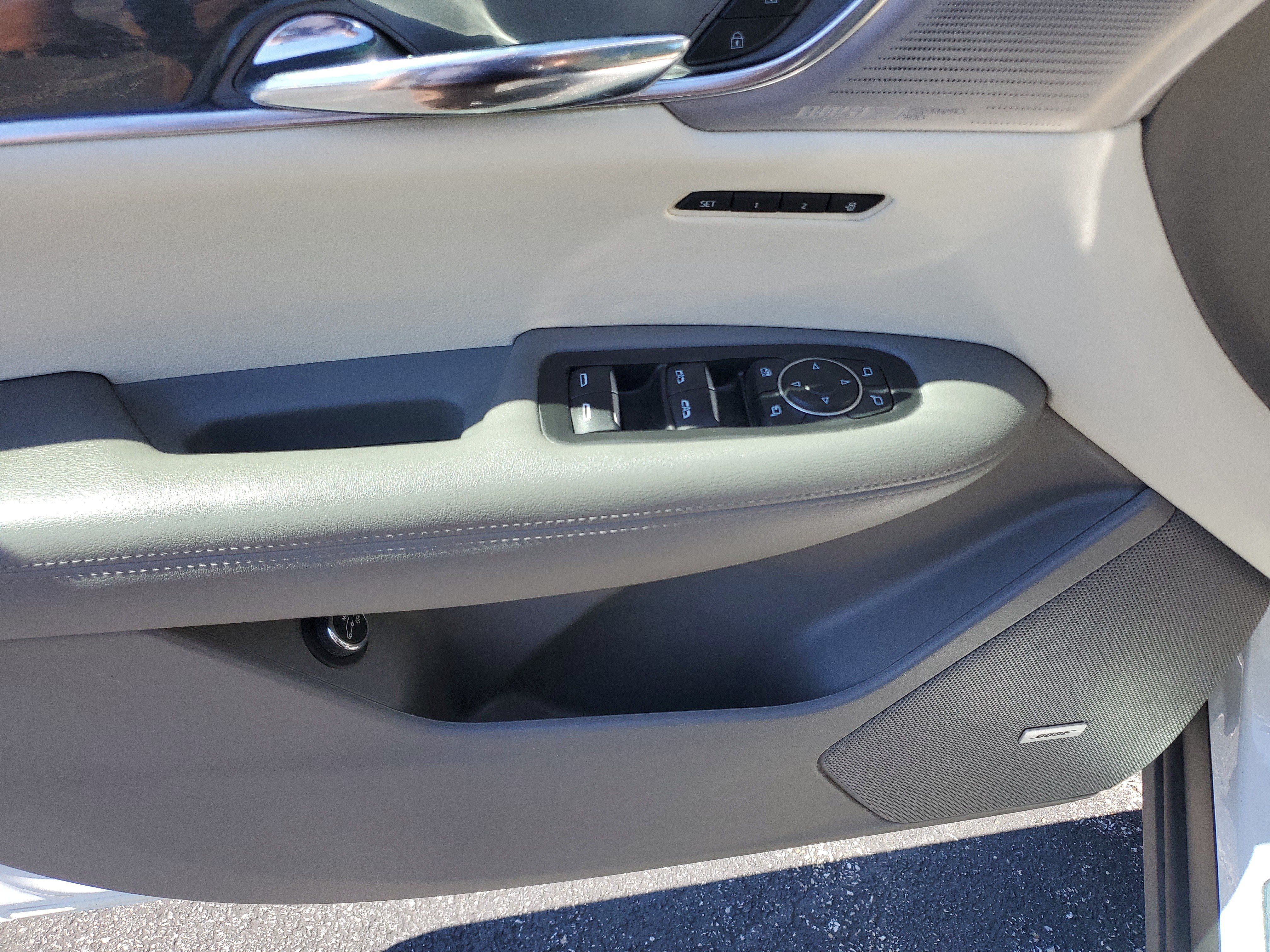 Used 2021 Cadillac XT6 Premium Luxury FWD image 19