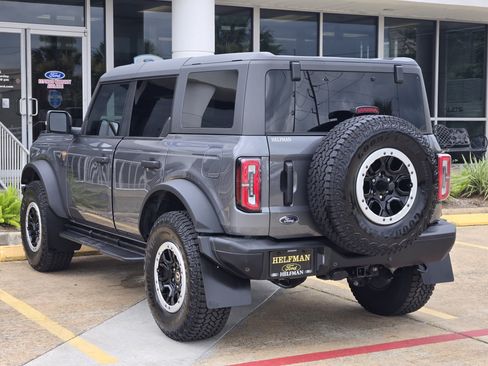 Used 2025 Ford Bronco Badlands AWD/4WD image 3
