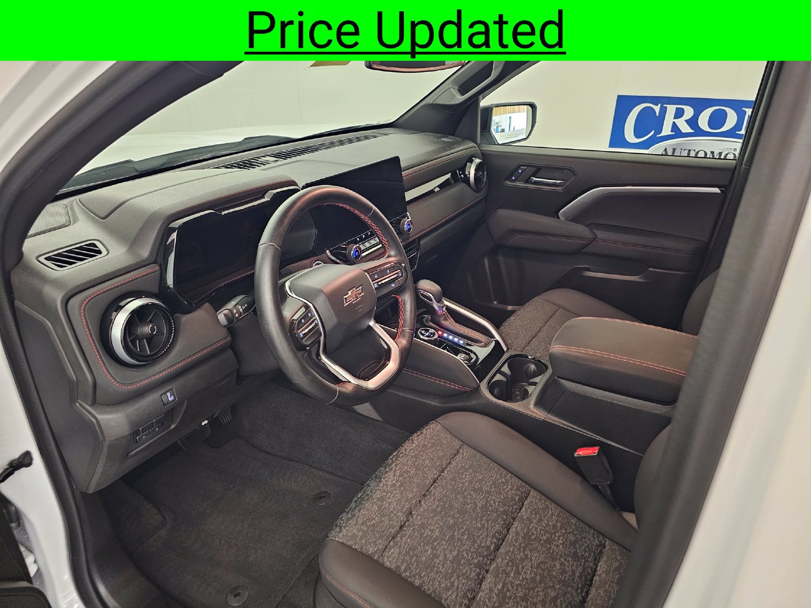 Used 2023 Chevrolet Colorado Z71 w/ Z71 Convenience Package 2 AWD/4WD image 4