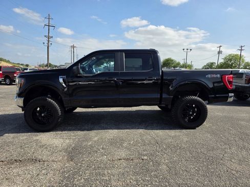 Used 2023 Ford F150 XLT AWD/4WD image 4