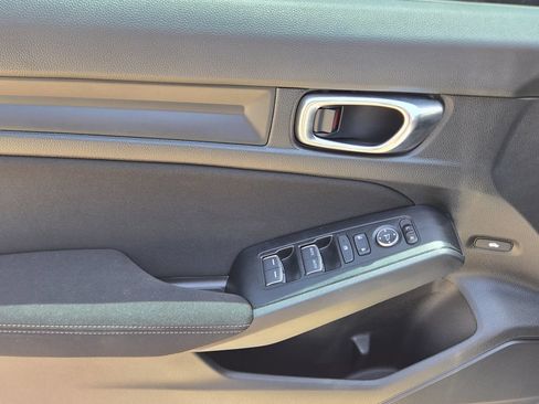 Certified 2025 Honda Civic LX image 16