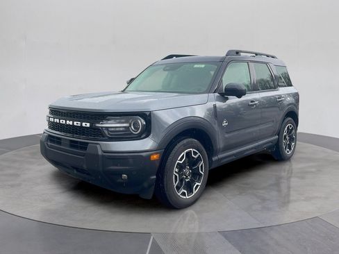 Certified 2025 Ford Bronco Sport Outer Banks w/ Outer Banks Tech Package+ AWD/4WD image 1