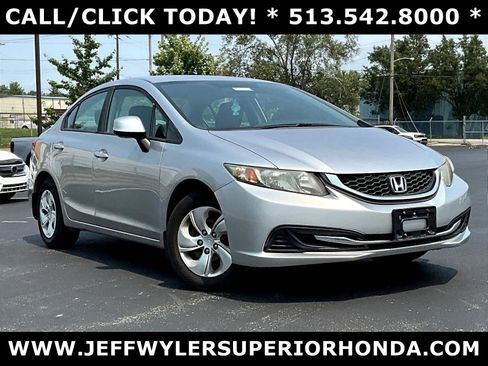 Used 2013 Honda Civic LX image 2