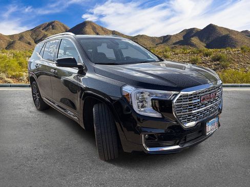Used 2023 GMC Terrain Denali w/ Black Diamond Edition AWD/4WD image 3