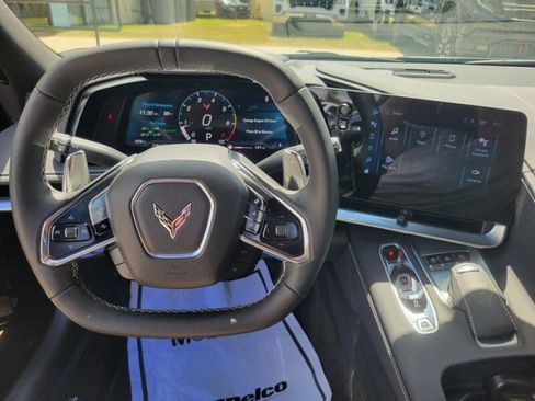 Used 2024 Chevrolet Corvette Stingray Preferred Conv w/ Z51 Performance Package RWD image 20
