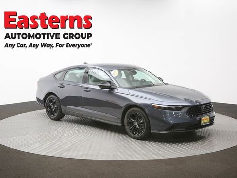 Used 2025 Honda Accord SE image 49