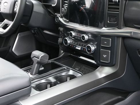 New 2025 Ford F150 Lariat w/ Equipment Group 502A High image 33