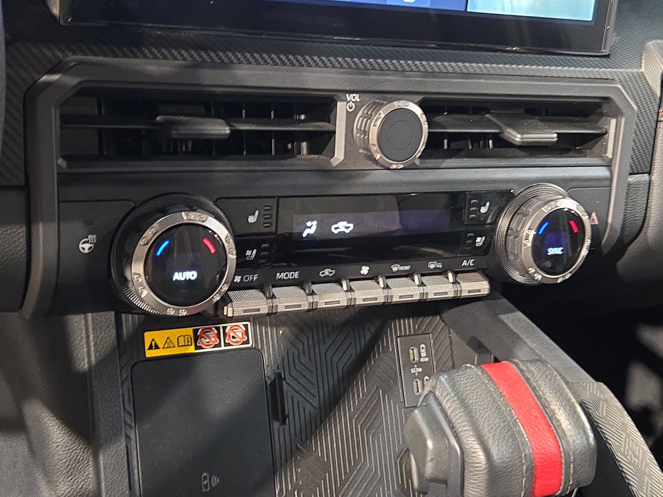 Certified 2024 Toyota Tacoma TRD Pro AWD/4WD image 33