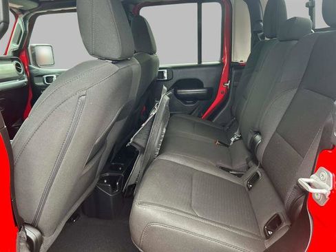 Certified 2023 Jeep Gladiator Sport image 12