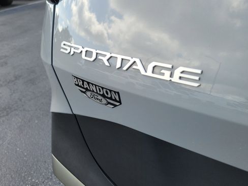 Used 2023 Kia Sportage X-Line w/ X-Line Premium Package AWD/4WD image 9