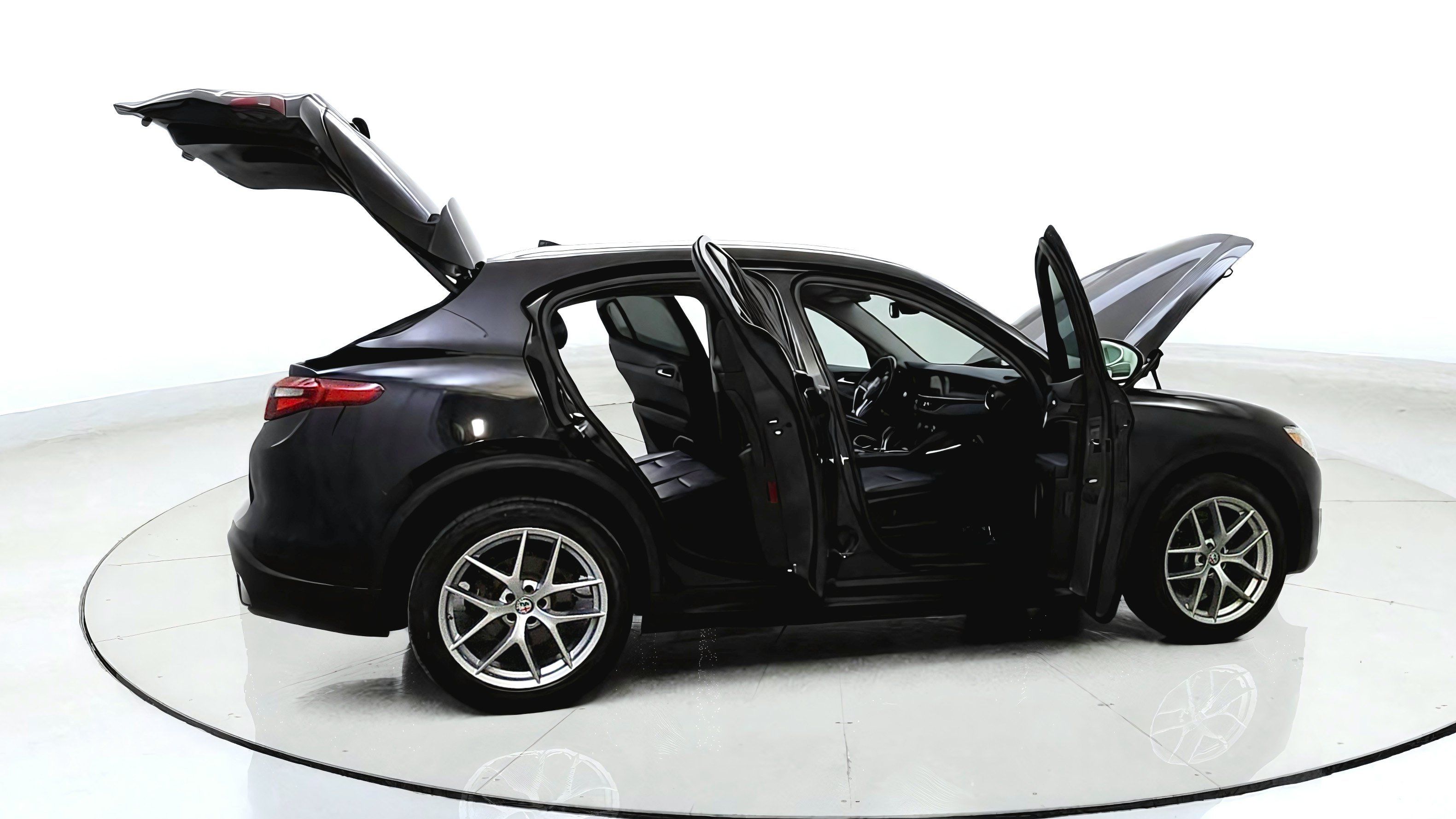 Used 2018 Alfa Romeo Stelvio Ti AWD/4WD image 15