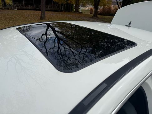 Used 2008 Mercedes-Benz C 300 Sport image 24